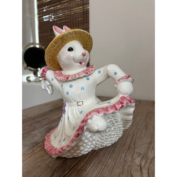 Vintage Dancing Female Rabbit Teapot Omnibus Fitz & Floyd Spring Easter 48oz - Picture 1 of 7